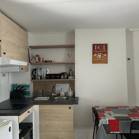 Appartement Avec Terrasse A Роні-су-Буа Екстер'єр фото